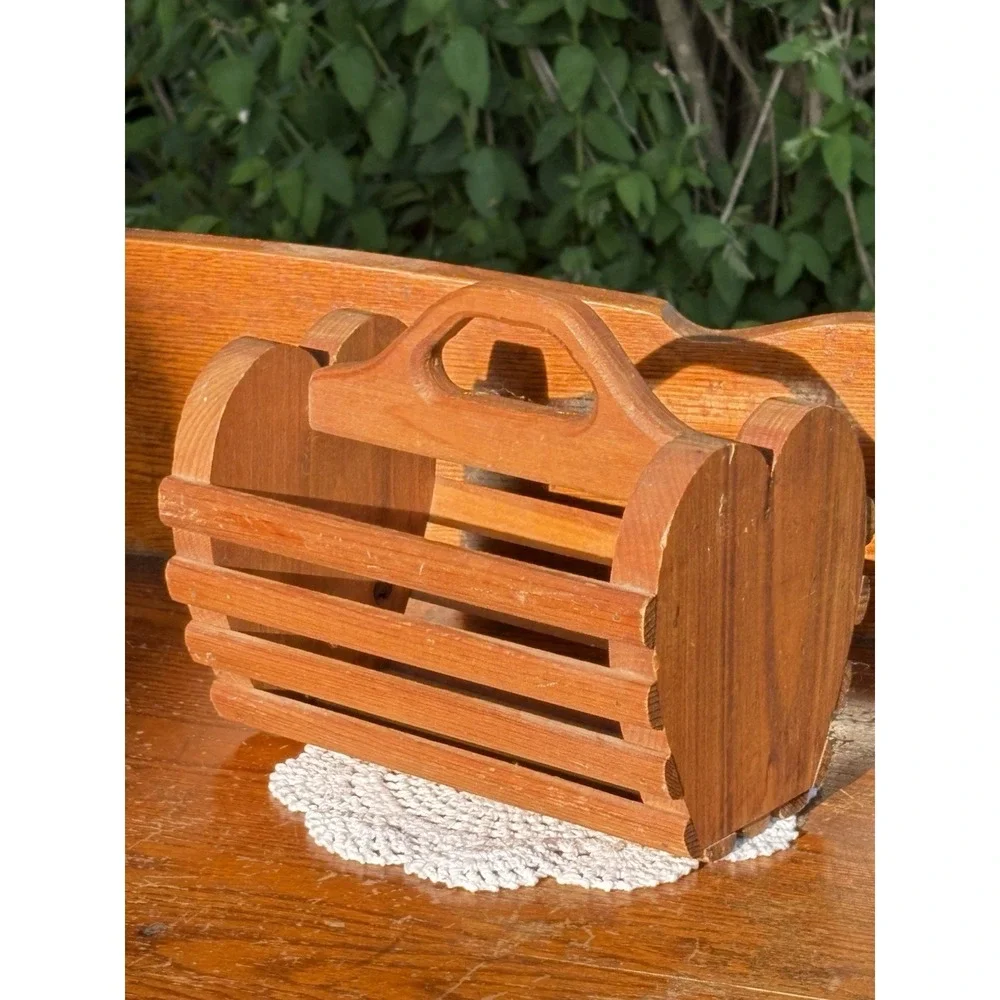 Vintage Wood Slat Basket with Heart Sides Cottagecore Grannycore 7" X 9"